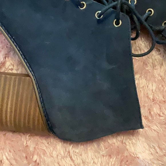 Aldo lace up booties EUC - Picture 15 of 16